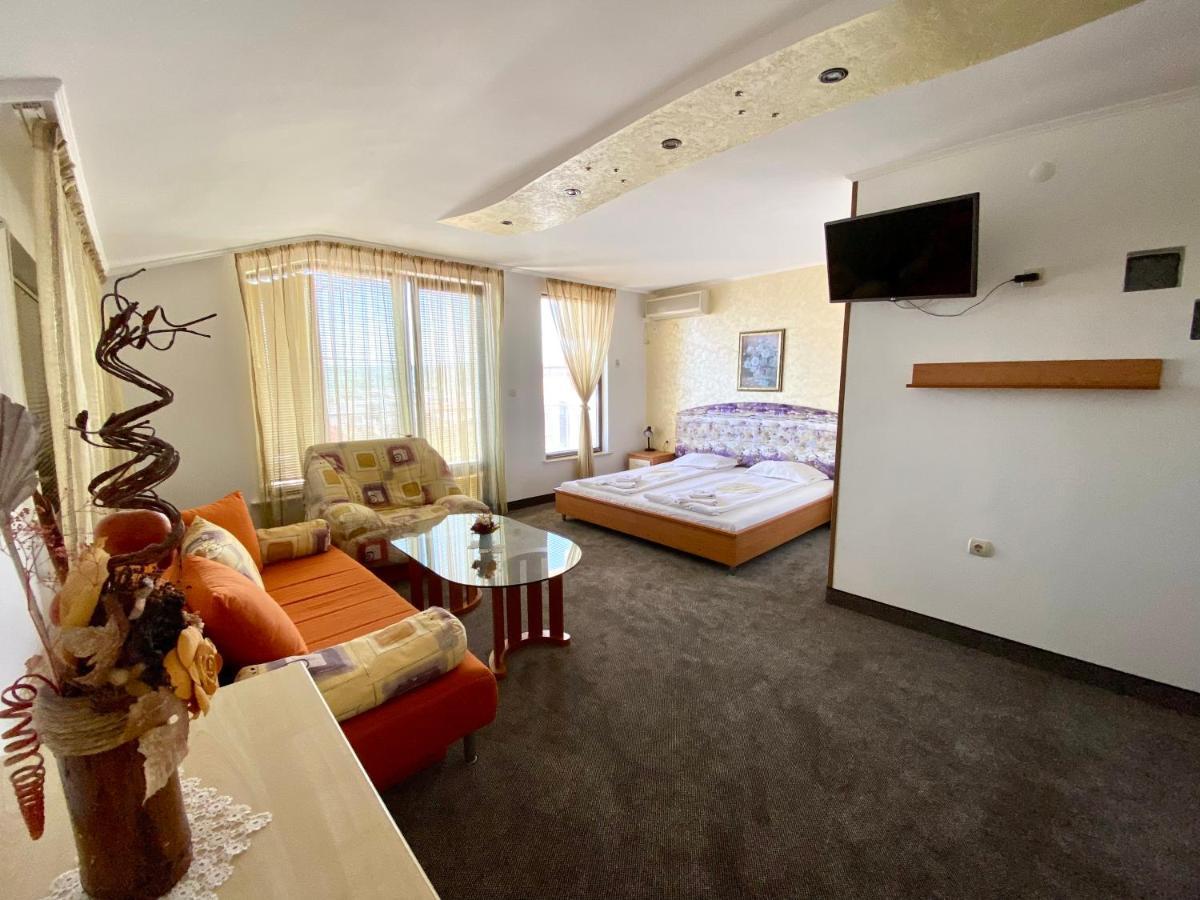 סוזופול Family Hotel The Golden Fish מראה חיצוני תמונה